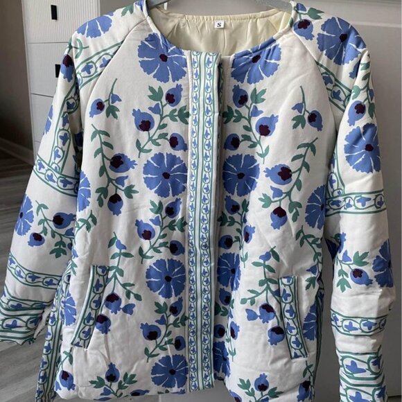 Quilted Jacket - Picture 5 of 6